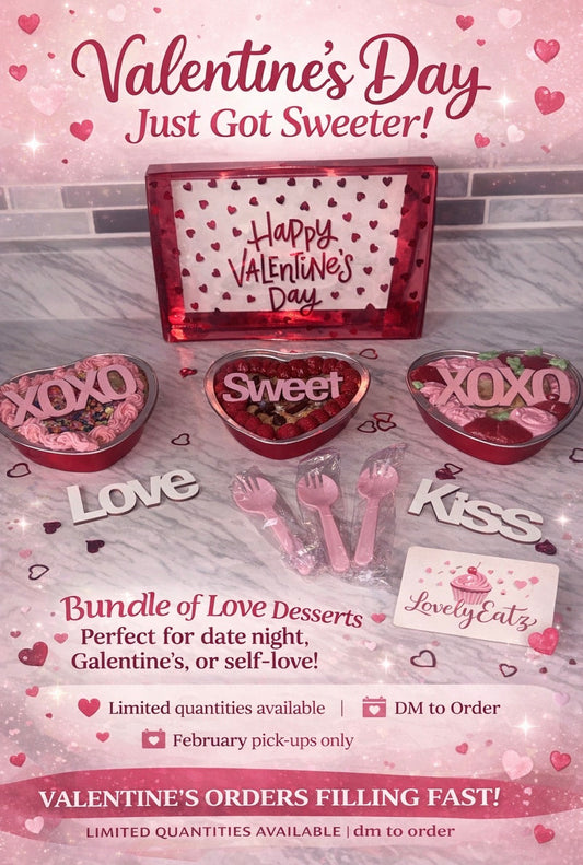 XOXO Cookie Cake- Serves Up to 4